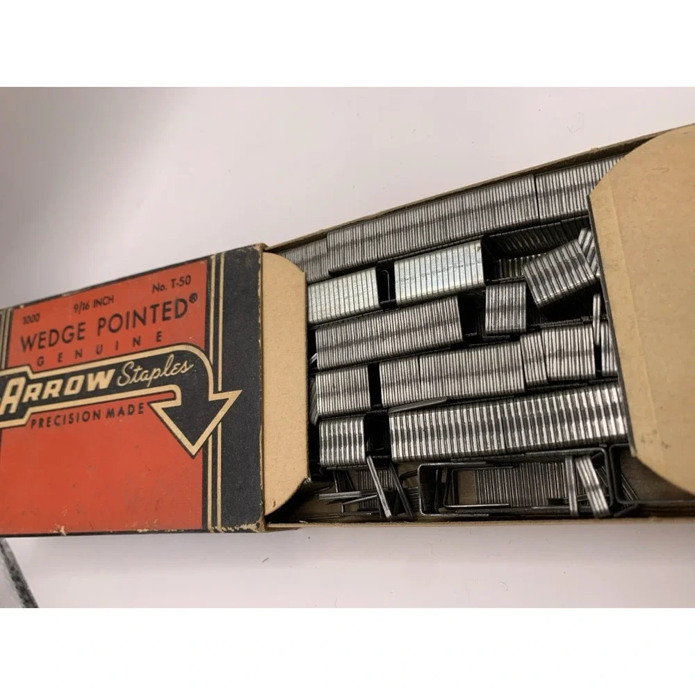 Vintage Arrow‎ Tack Pointed Staples in Original Box T-50  9/16